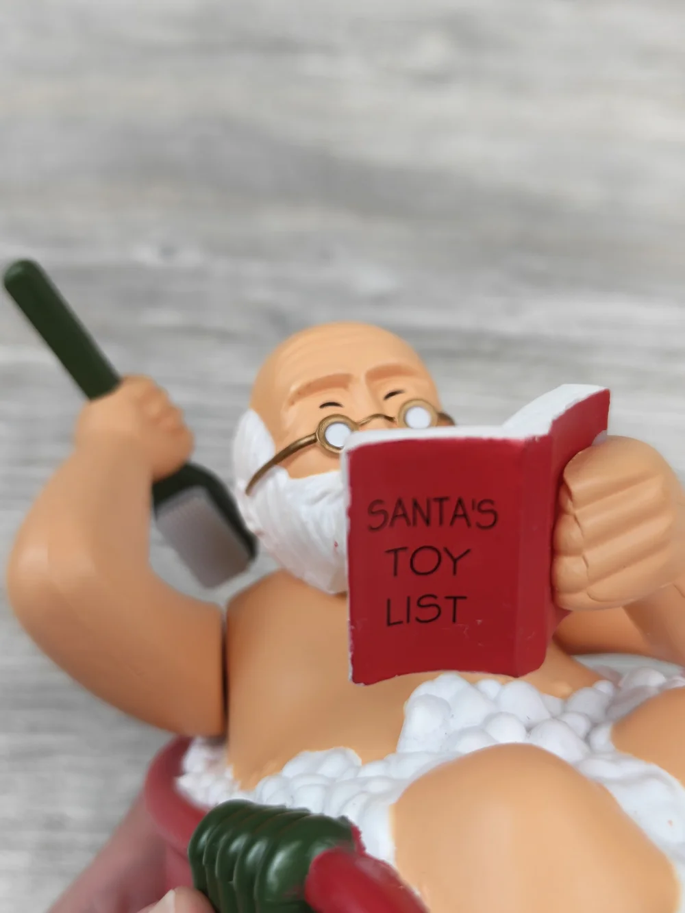 Vintage Santa Bathing Animated Electronic Christmas Decoration Tested w/ Box